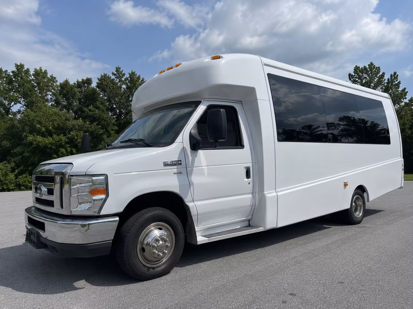 Plano Winery Tour & Pub Crawl Transportation group transportation